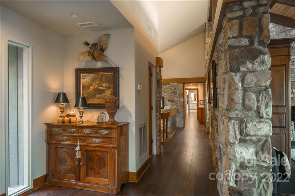 560 Club Road Tryon, NC 28782 - Photo 10 of 48