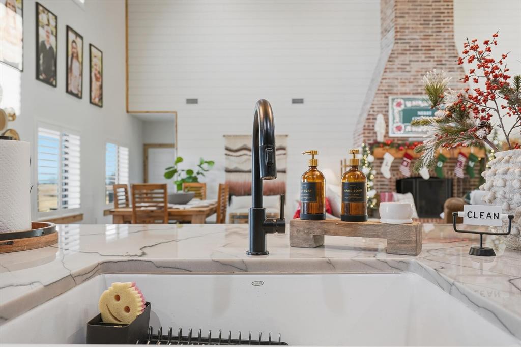 519 Wimberly Road Merkel, TX 79536 - Photo 18 of 40 view of hall way with furniture