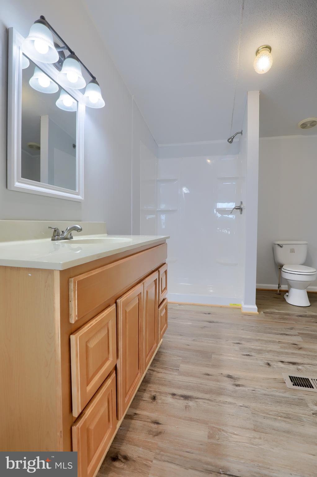 162 Weidler Lane Lititz, PA 17543 - Photo 17 of 29 Gallery Image 17