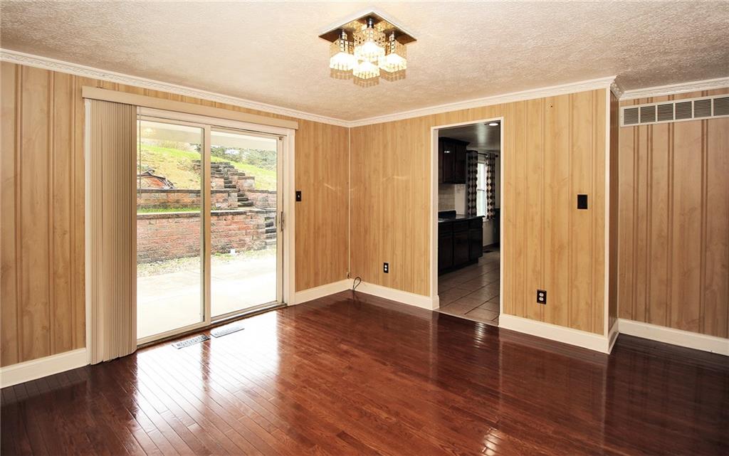 4030 Swallow Hill Road Pittsburgh, PA 15220 - Photo 9 of 24 Gallery Image 9