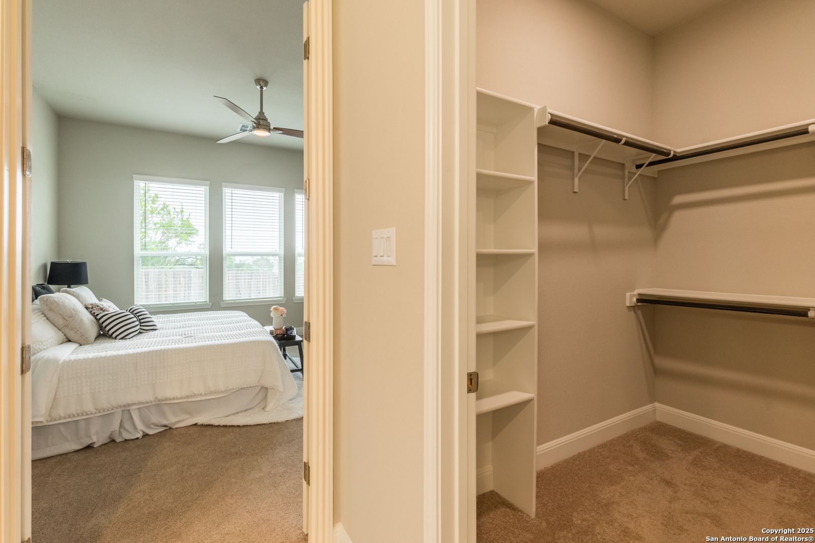 108 Rosanna Ridge Universal City, TX 78148 - Photo 24 of 58 a bedroom with a bed and a window