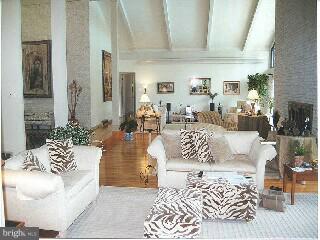 429 Leopard Road Berwyn, PA 19312 - Photo 2 of 5 a living room with furniture