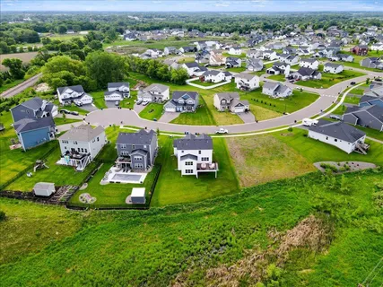$625,000 | 235 4th Street Northwest, Delano, MN 55328