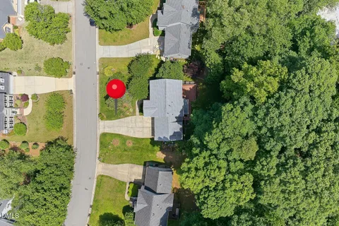 $650,000 | 104 Canterstone Court, Cary, NC 27518