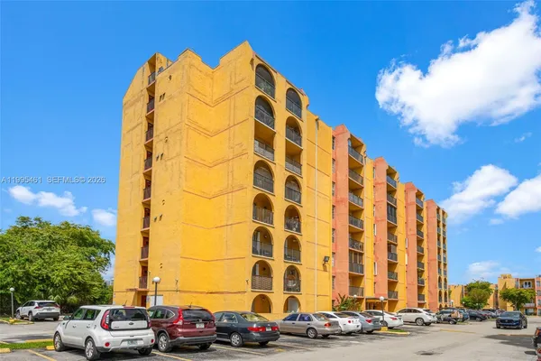 $2,300 | 4801 Northwest 7th Street, Unit 40716, Miami, FL 33126