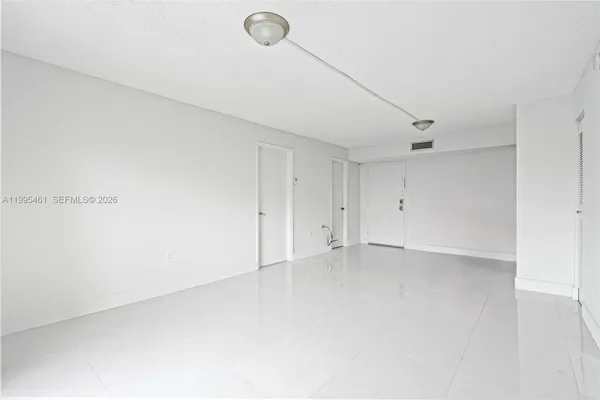 $2,300 | 4801 Northwest 7th Street, Unit 40716, Miami, FL 33126