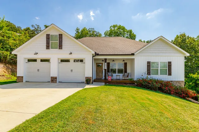 $435,000 | 187 Southwood Circle, Ringgold, GA 30736