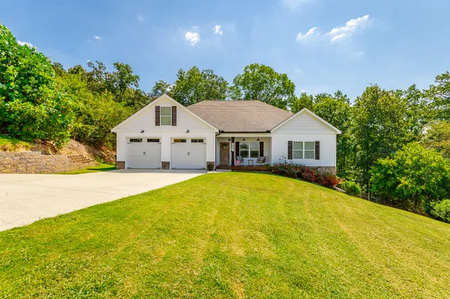 $435,000 | 187 Southwood Circle, Ringgold, GA 30736
