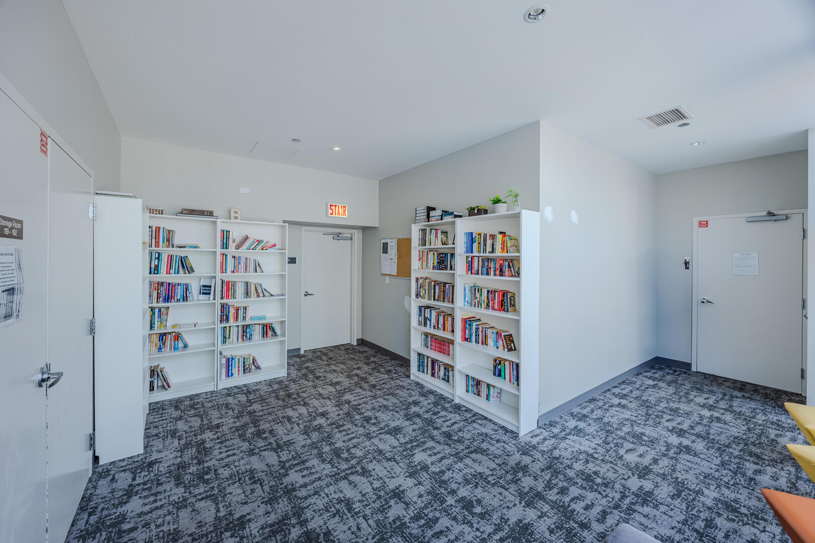 8 East Randolph Street, Unit 1803 Chicago, IL 60601 - Photo 17 of 18