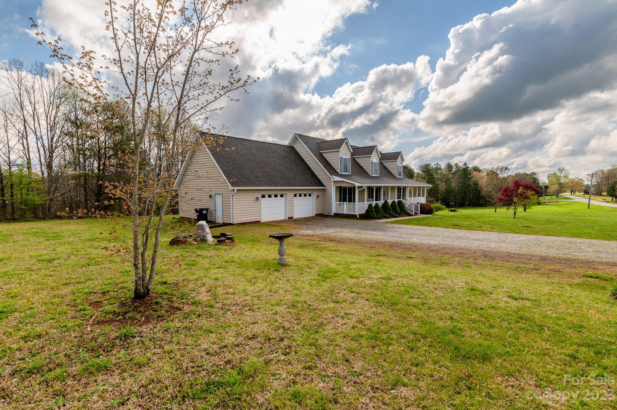 383 Brawley Road Cleveland, NC 27013 - Photo 3 of 48 Gallery Image 3