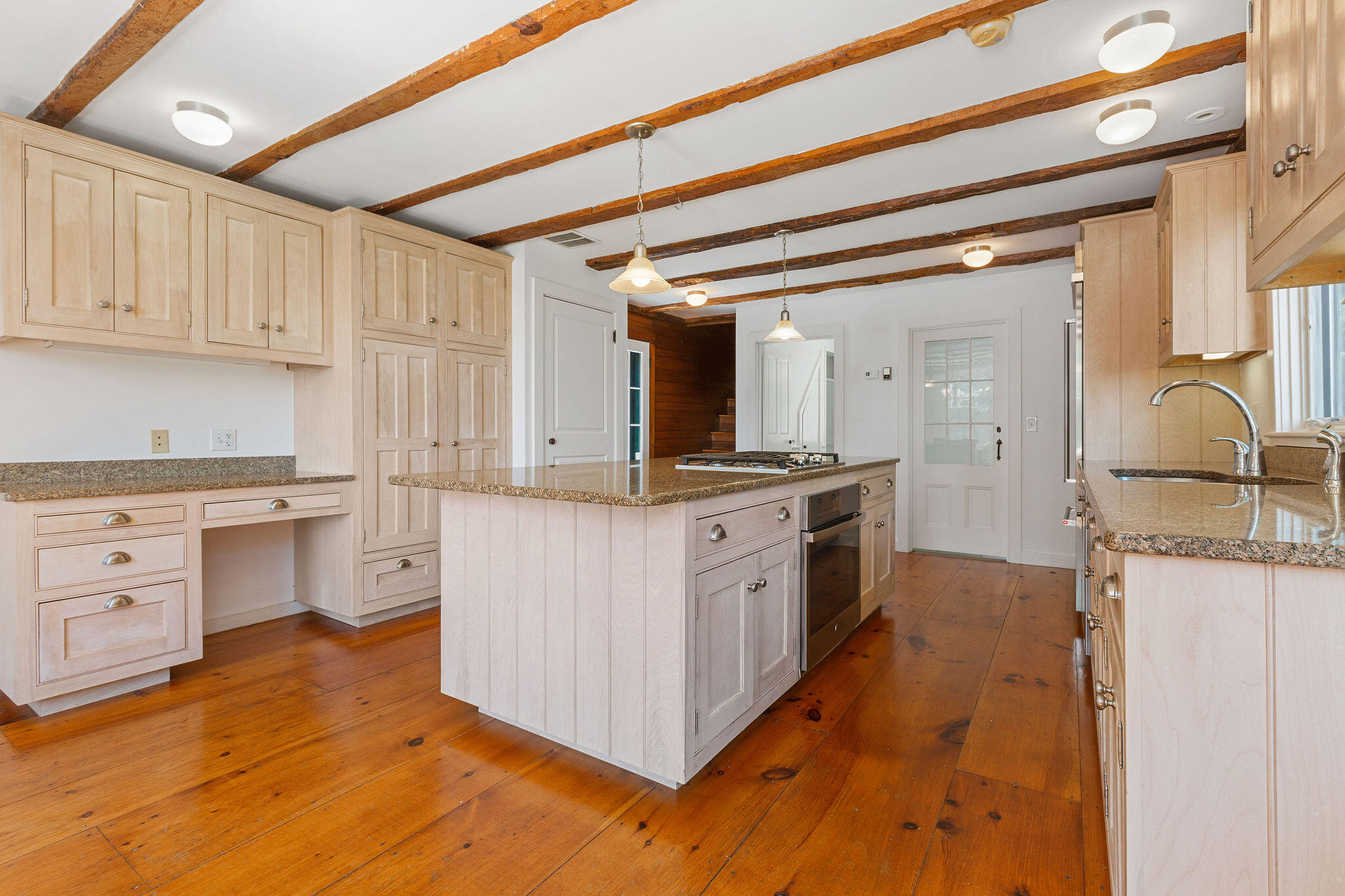 49 Putnam Avenue Cotuit, MA 02635 - Photo 21 of 97 Kitchen