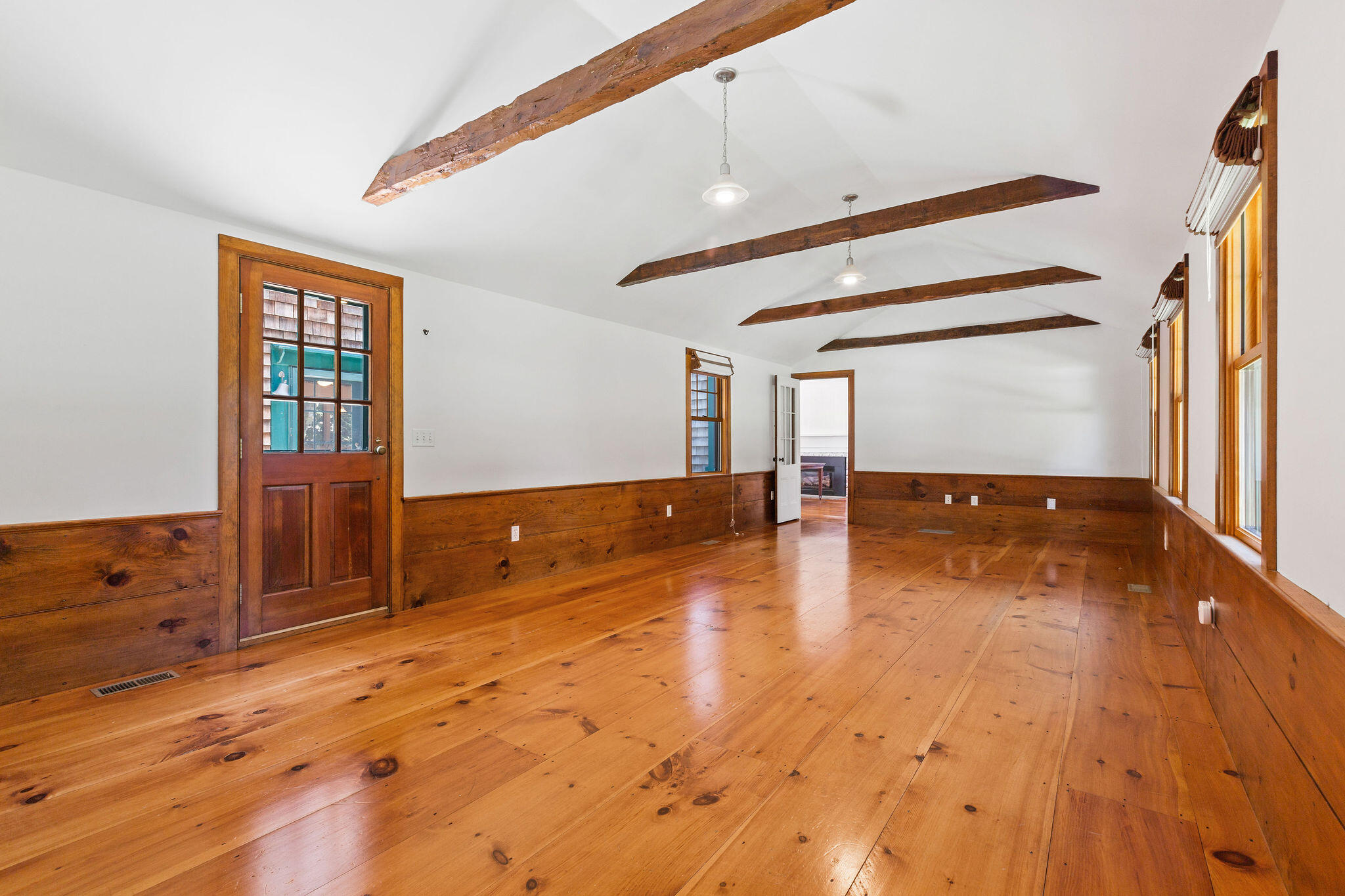 49 Putnam Avenue Cotuit, MA 02635 - Photo 49 of 97 Family Room