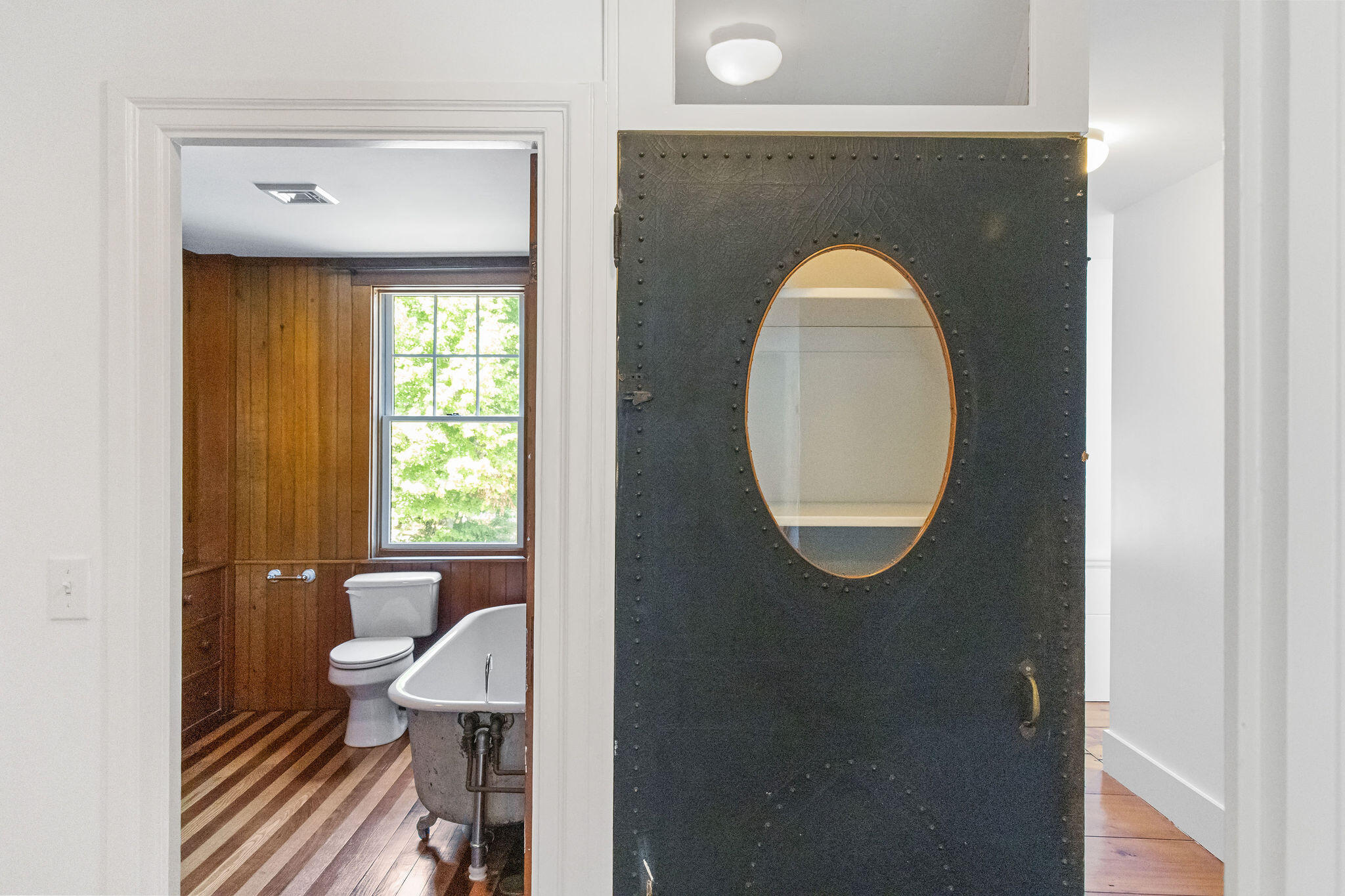 49 Putnam Avenue Cotuit, MA 02635 - Photo 69 of 97 Upstairs Bath