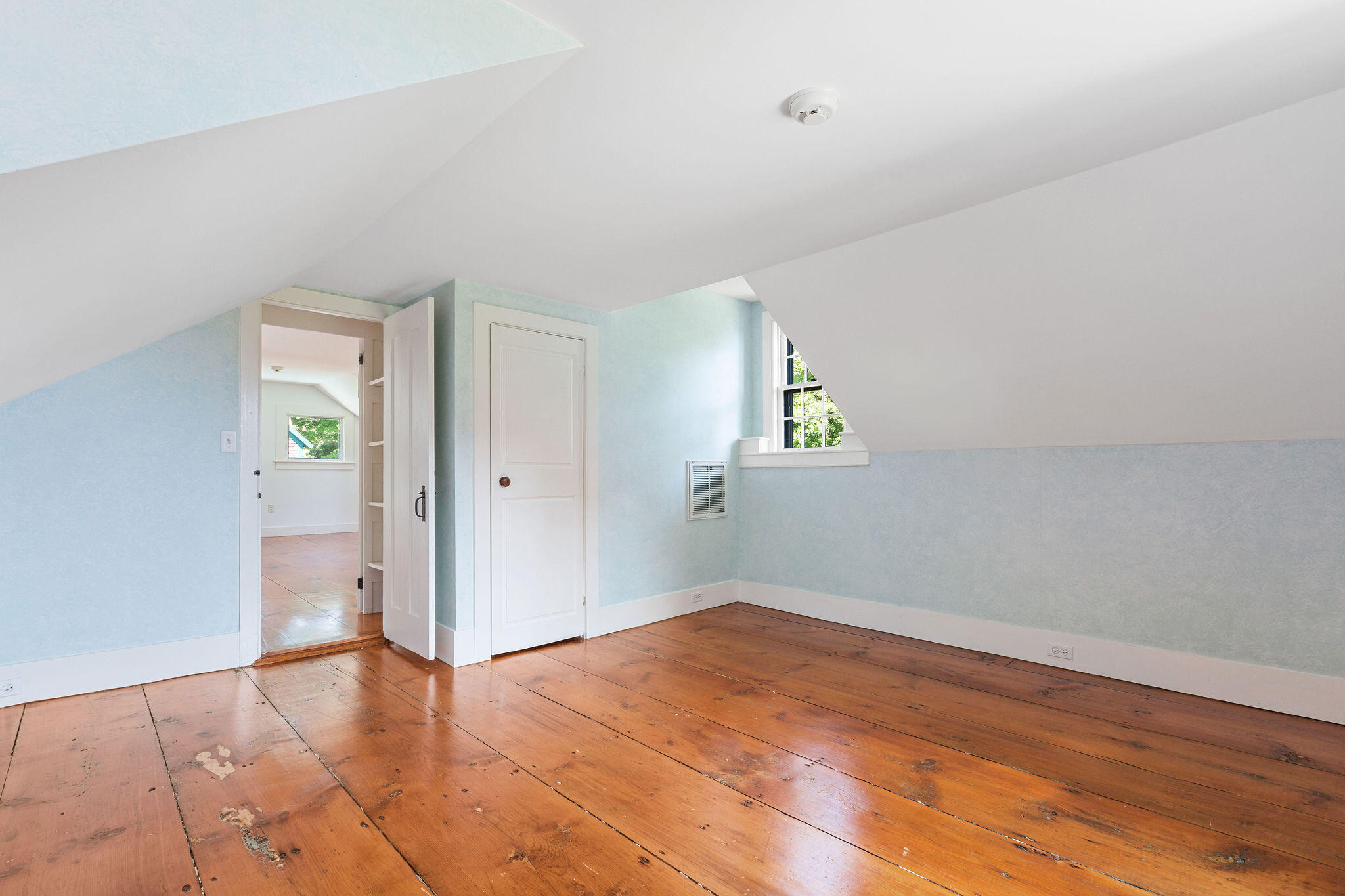 49 Putnam Avenue Cotuit, MA 02635 - Photo 74 of 97 Bedroom 5