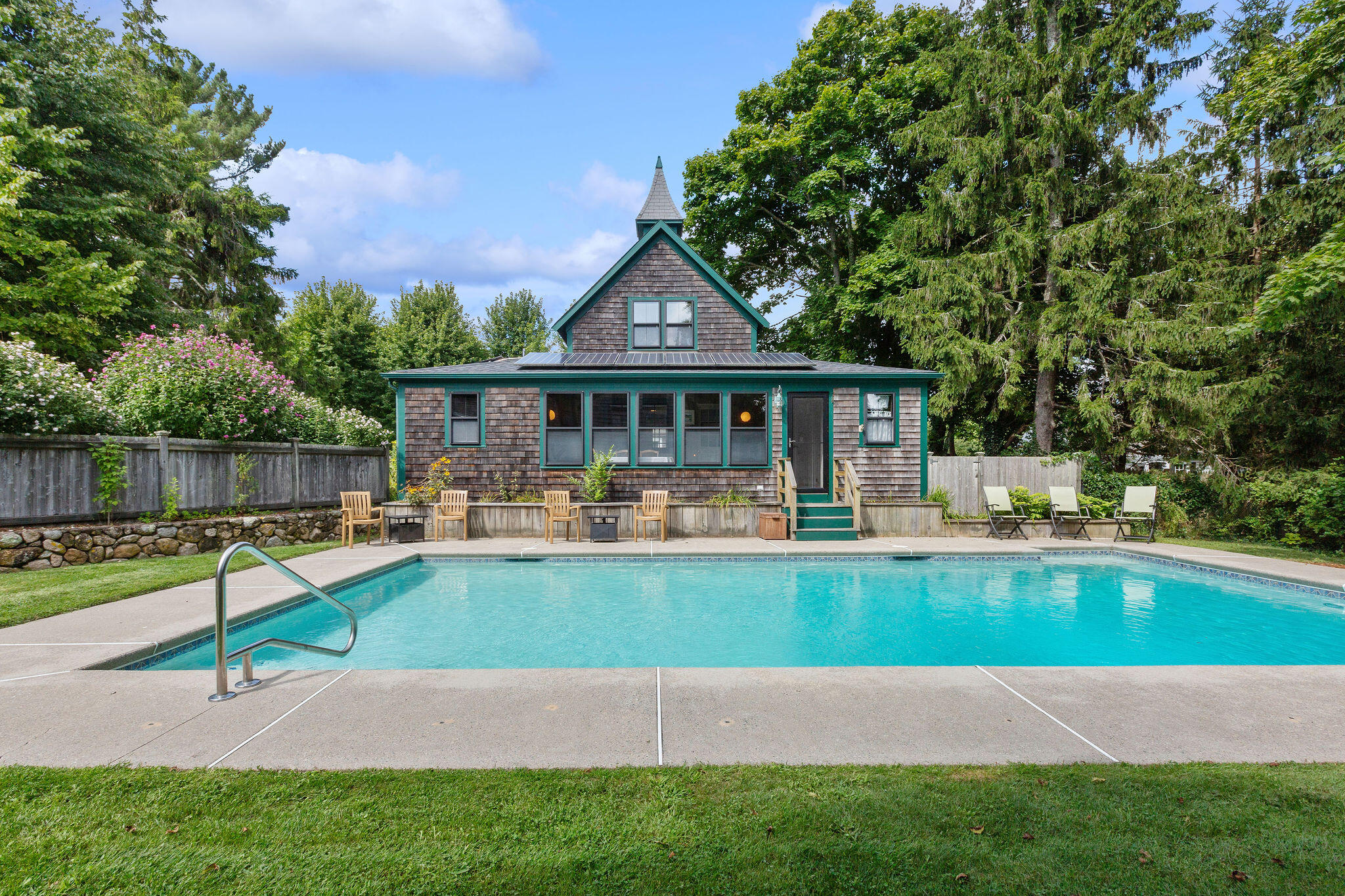 49 Putnam Avenue Cotuit, MA 02635 - Photo 9 of 97 Ice House