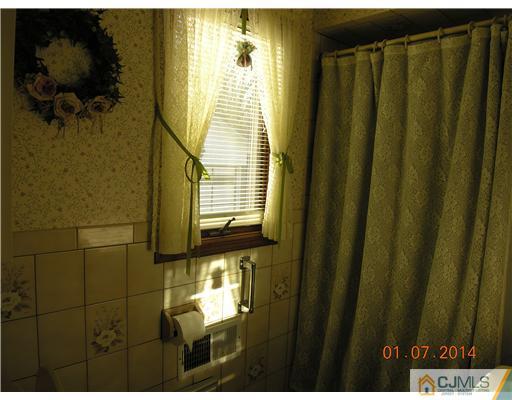 1160 Aaron Road North Brunswick, NJ 08902 - Photo 11 of 14 Gallery Image 11