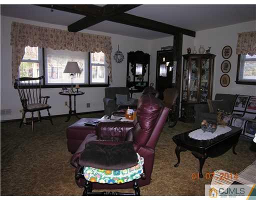 1160 Aaron Road North Brunswick, NJ 08902 - Photo 10 of 14 Gallery Image 10