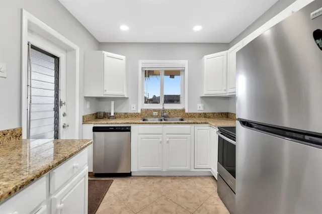 $139,900 | 5300 Washington Street, Unit D308, Hollywood, FL 33021