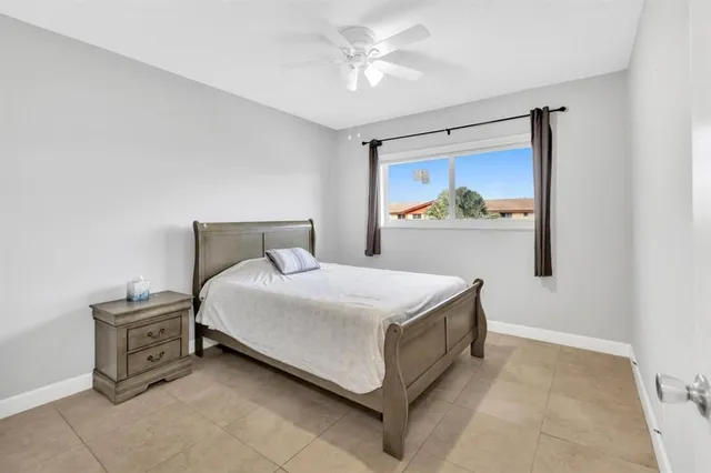 $139,900 | 5300 Washington Street, Unit D308, Hollywood, FL 33021