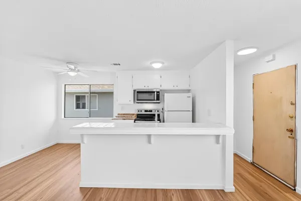 $440,000 | 5577 Spinnaker Drive, Unit 4, San Jose, CA 95123