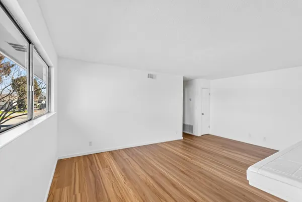 $440,000 | 5577 Spinnaker Drive, Unit 4, San Jose, CA 95123