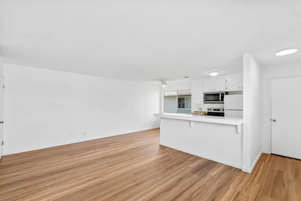 $440,000 | 5577 Spinnaker Drive, Unit 4, San Jose, CA 95123