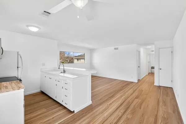 $440,000 | 5577 Spinnaker Drive, Unit 4, San Jose, CA 95123