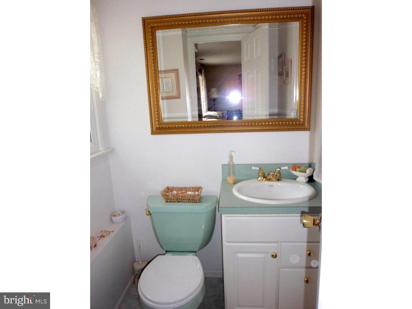 106 Arbor Road Cinnaminson, NJ 08077 - Photo 12 of 19 Gallery Image 12