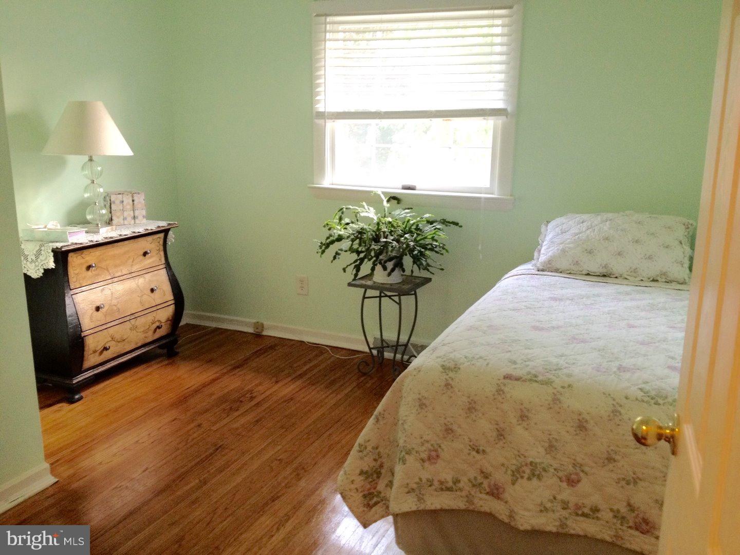 106 Arbor Road Cinnaminson, NJ 08077 - Photo 13 of 19 Gallery Image 13