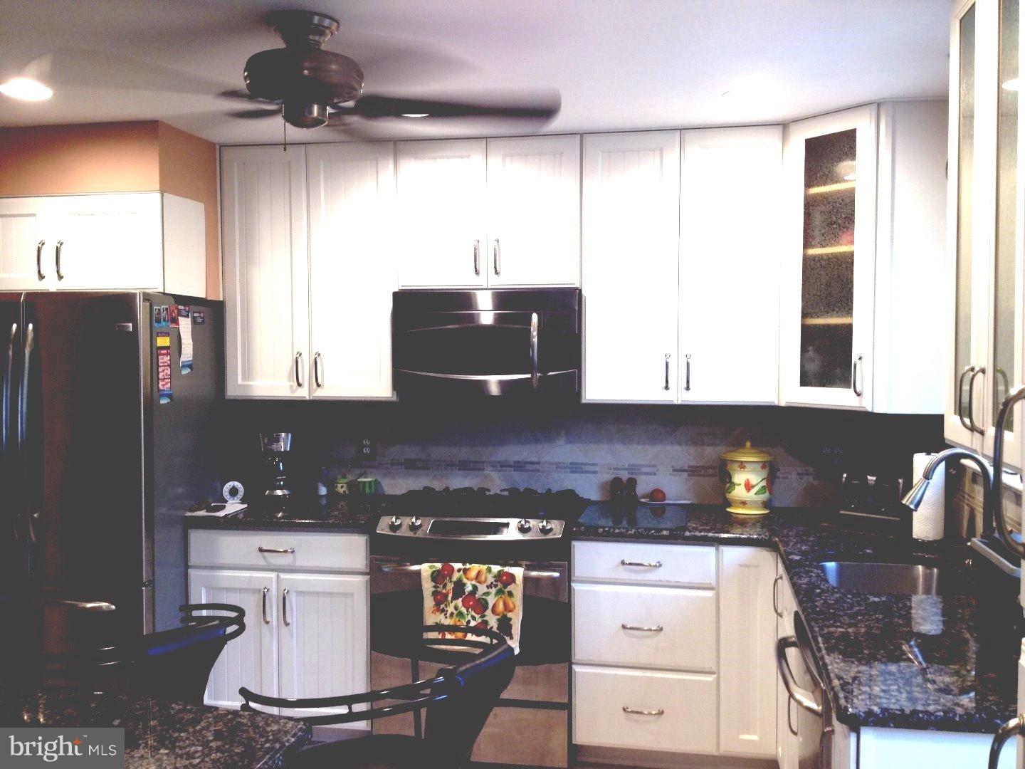 106 Arbor Road Cinnaminson, NJ 08077 - Photo 3 of 19 Gallery Image 3