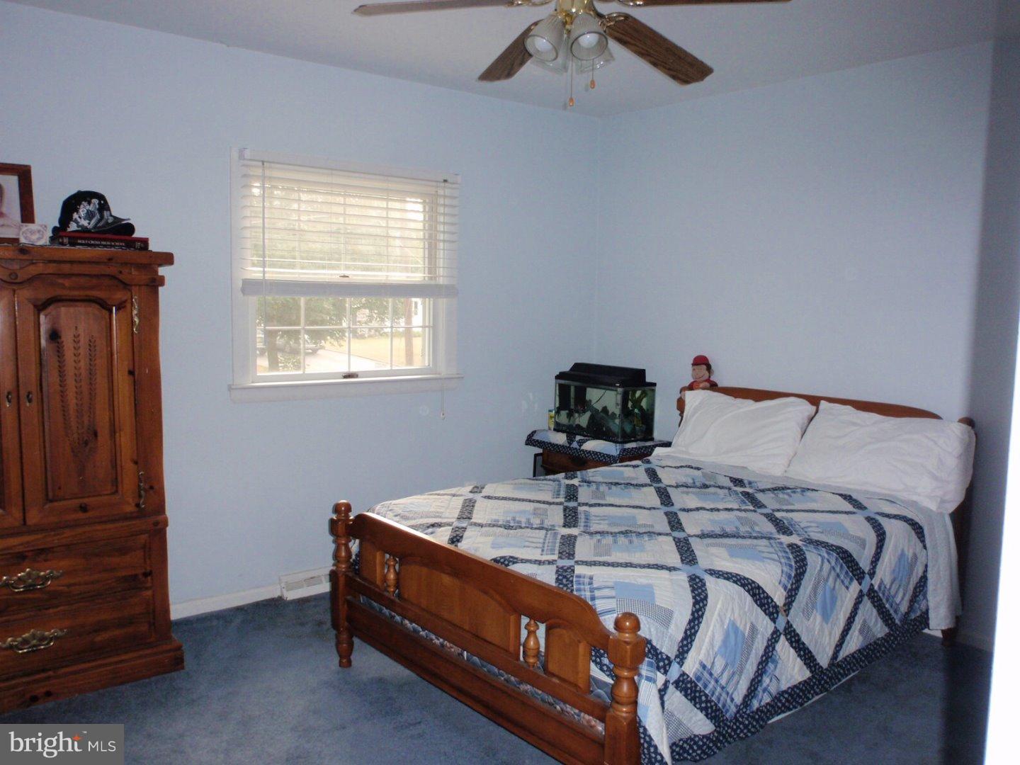 106 Arbor Road Cinnaminson, NJ 08077 - Photo 9 of 19 Gallery Image 9