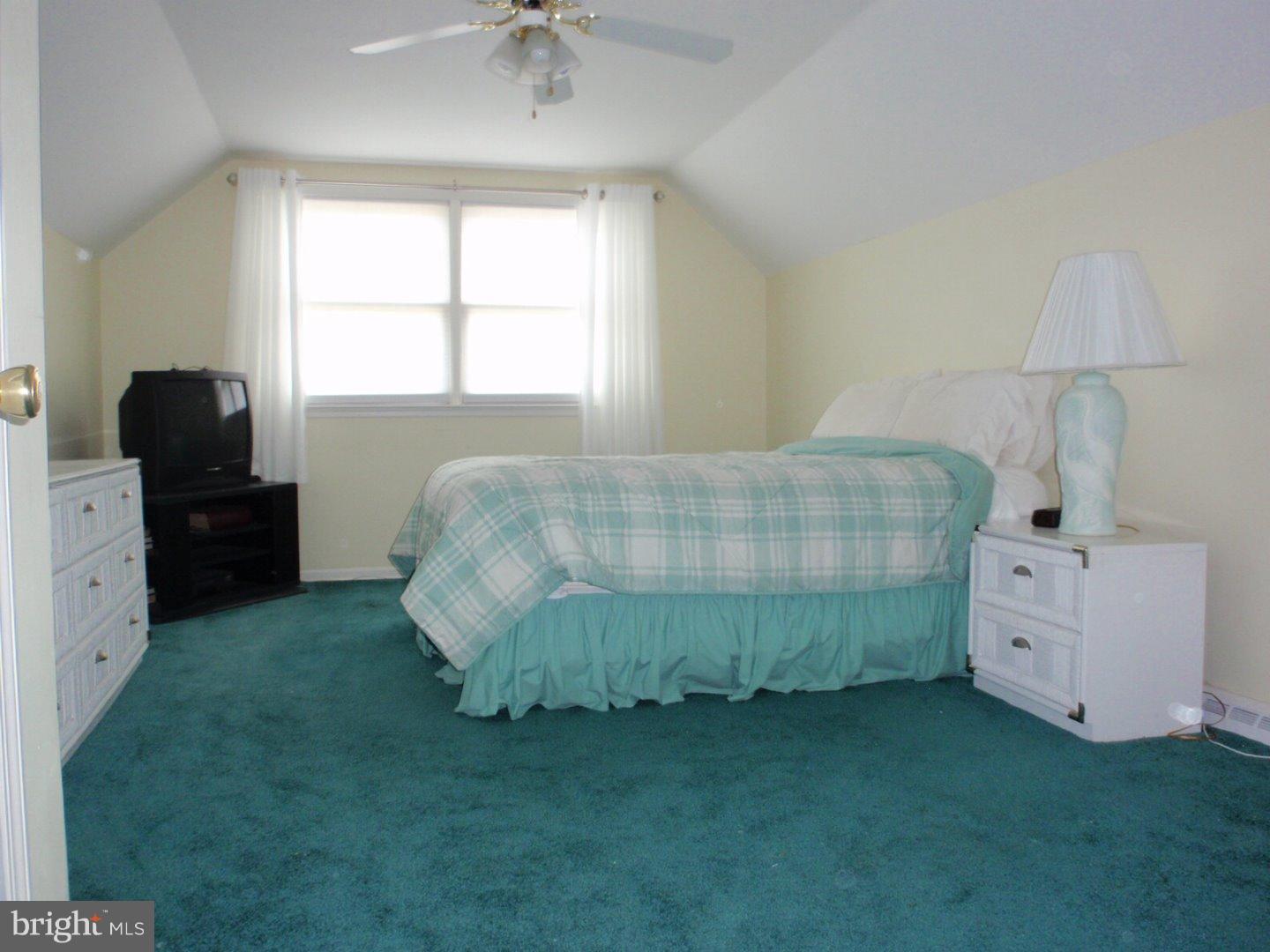106 Arbor Road Cinnaminson, NJ 08077 - Photo 10 of 19 Gallery Image 10