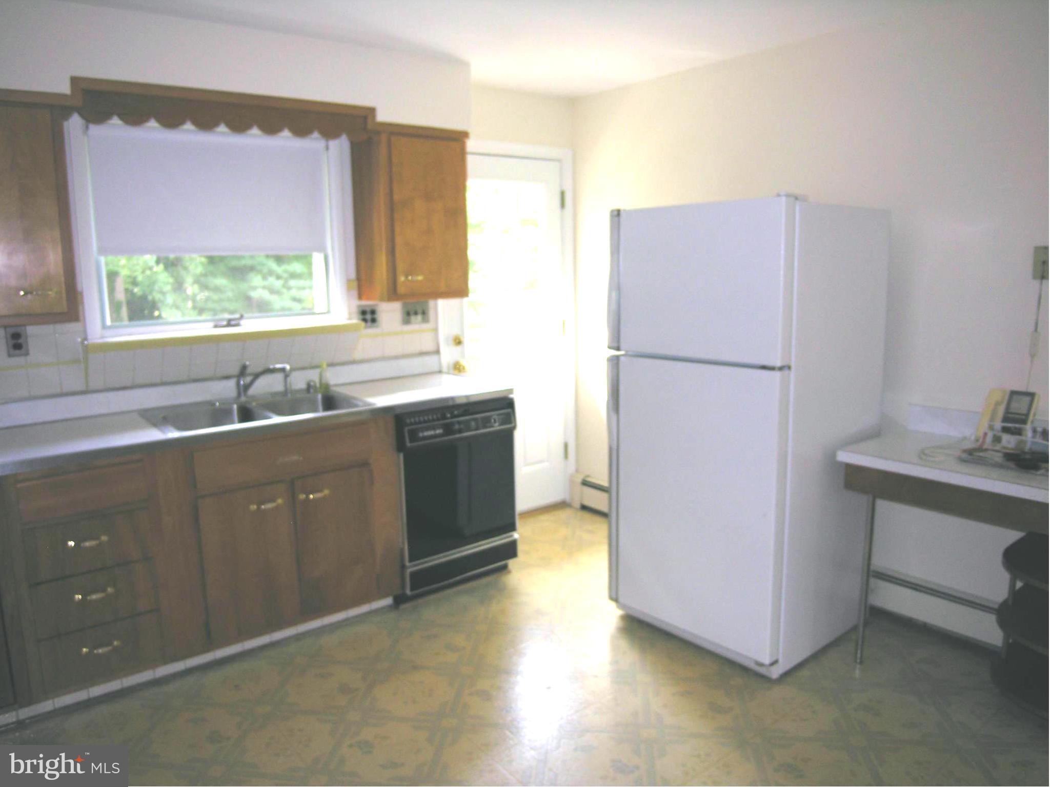 404 River Bend Road Fort Washington, MD 20744 - Photo 11 of 27 Kitchen