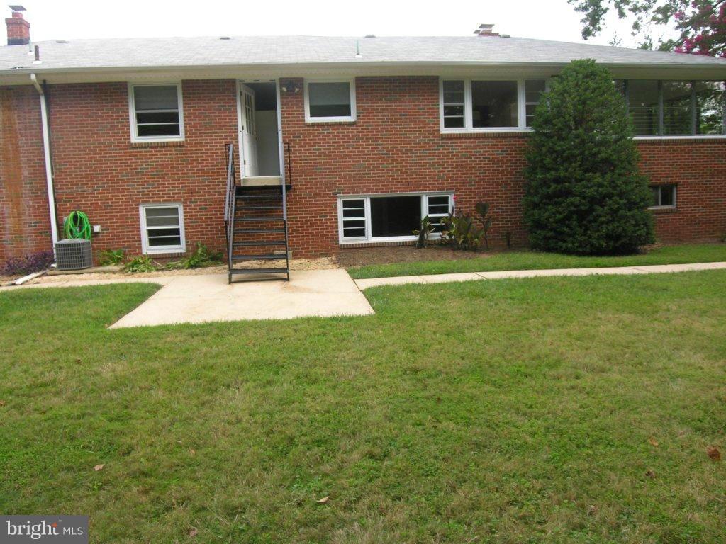 404 River Bend Road Fort Washington, MD 20744 - Photo 4 of 27 Exterior (Rear)