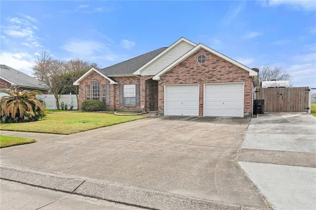 $225,000 | 108 Gail Drive, Laplace, LA 70068