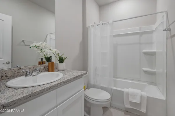 $274,500 | 242 Cane Run Court, Duson, LA 70529