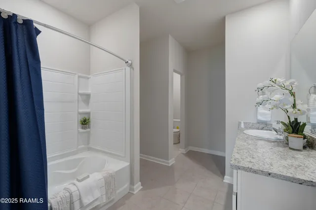 $282,500 | 242 Cane Run Court, Duson, LA 70529