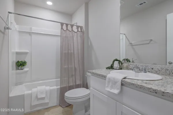 $274,500 | 242 Cane Run Court, Duson, LA 70529