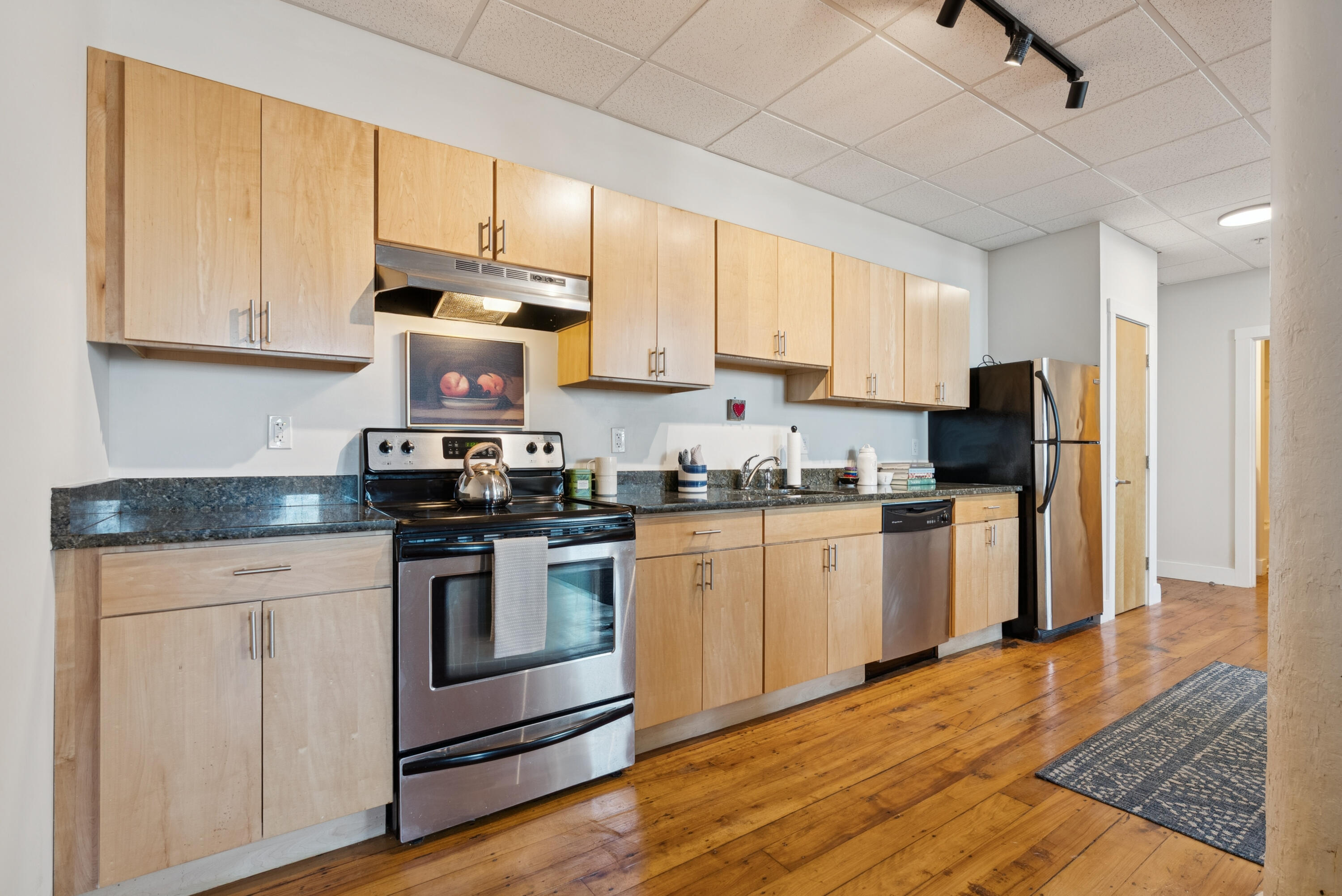 2 Main Street, Unit 18420 Biddeford, ME 04005 - Photo 11 of 50 2 bedroom+den unit - 18-420