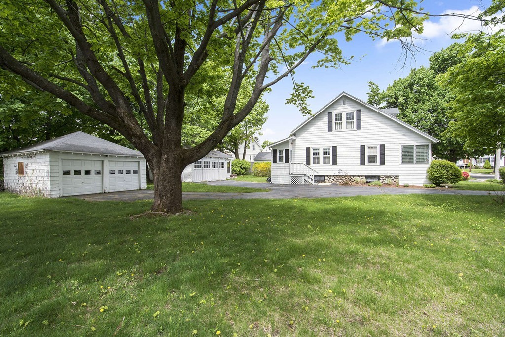 31 Brandon Road Worcester, MA 01606 - Photo 2 of 12 Gallery Image 2