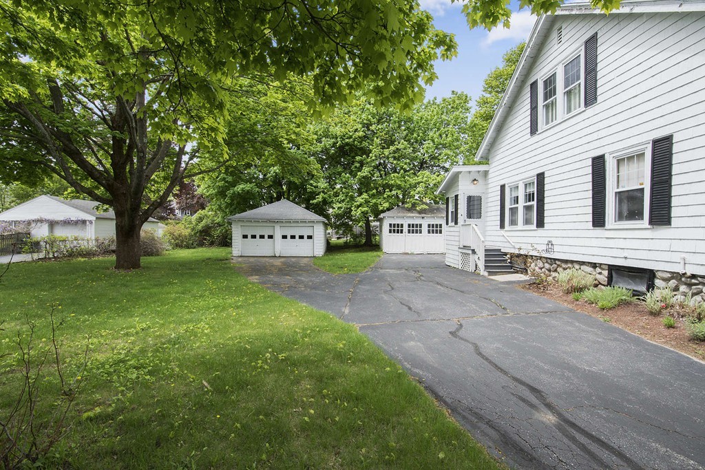 31 Brandon Road Worcester, MA 01606 - Photo 9 of 12 Gallery Image 9
