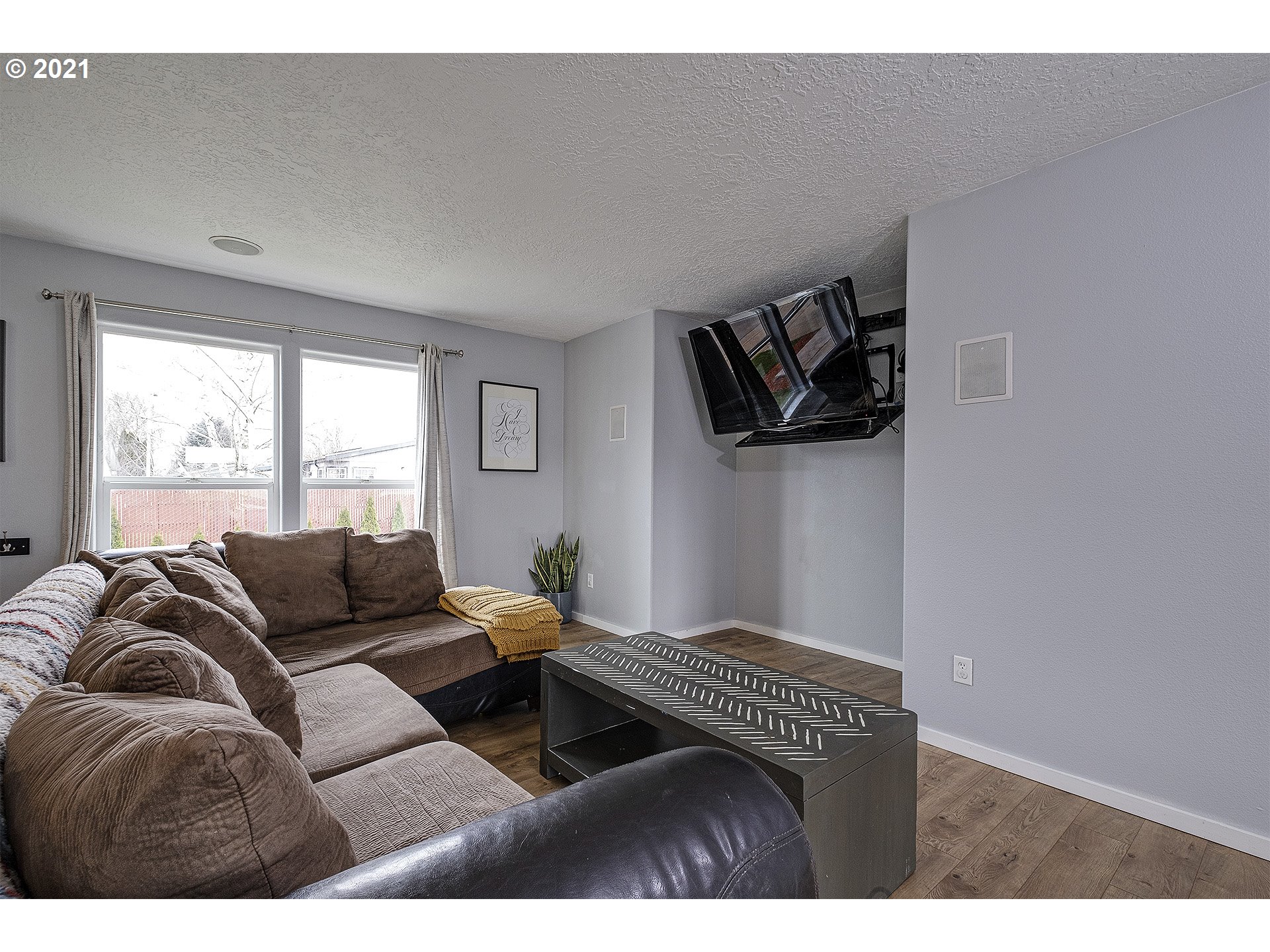 20808 Ruth Street Northeast Donald, OR 97020 - Photo 5 of 28 Gallery Image 5