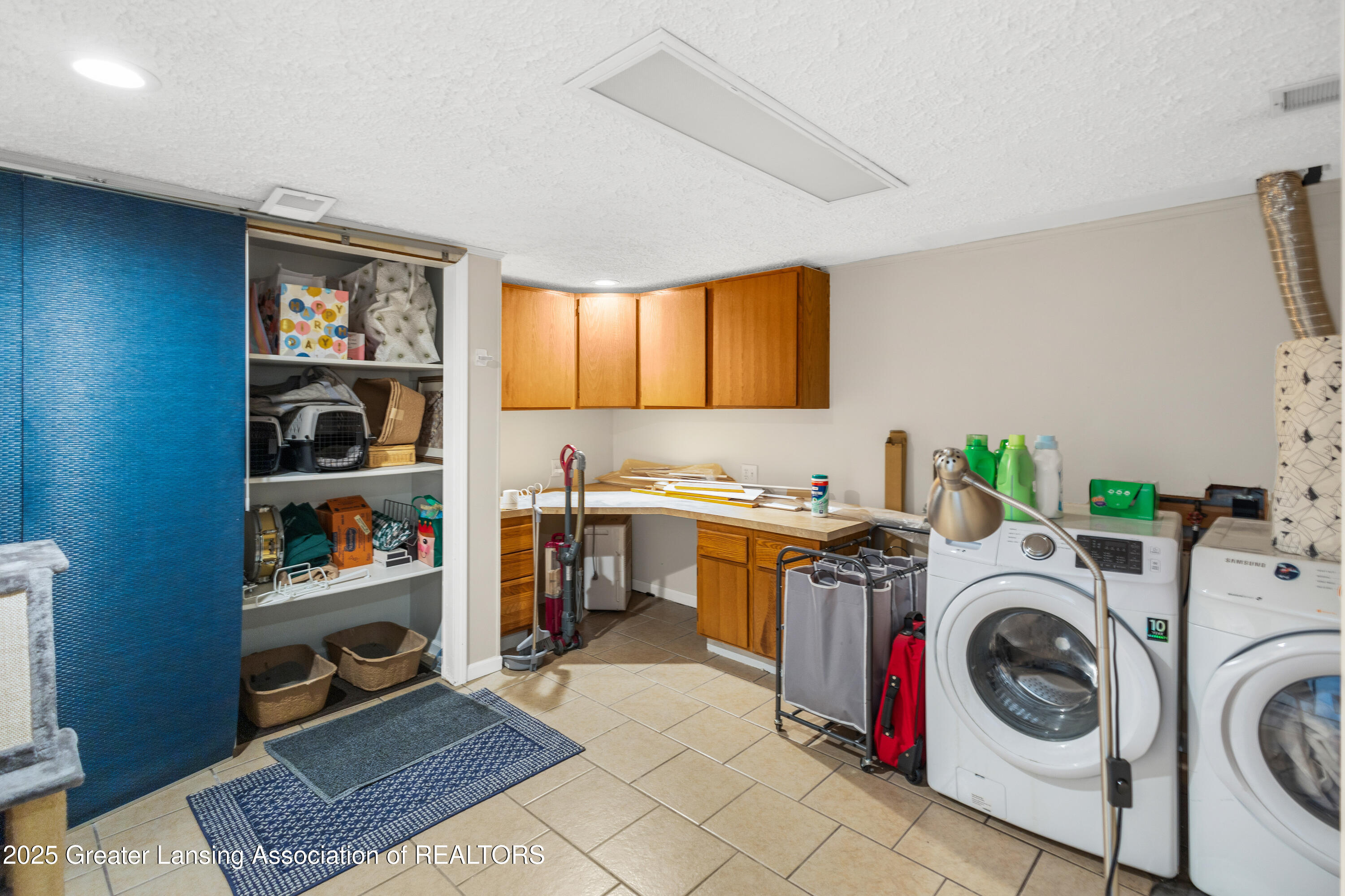 2636 Gilbert Road Lansing, MI 48911 - Photo 41 of 63 GILBERT-21