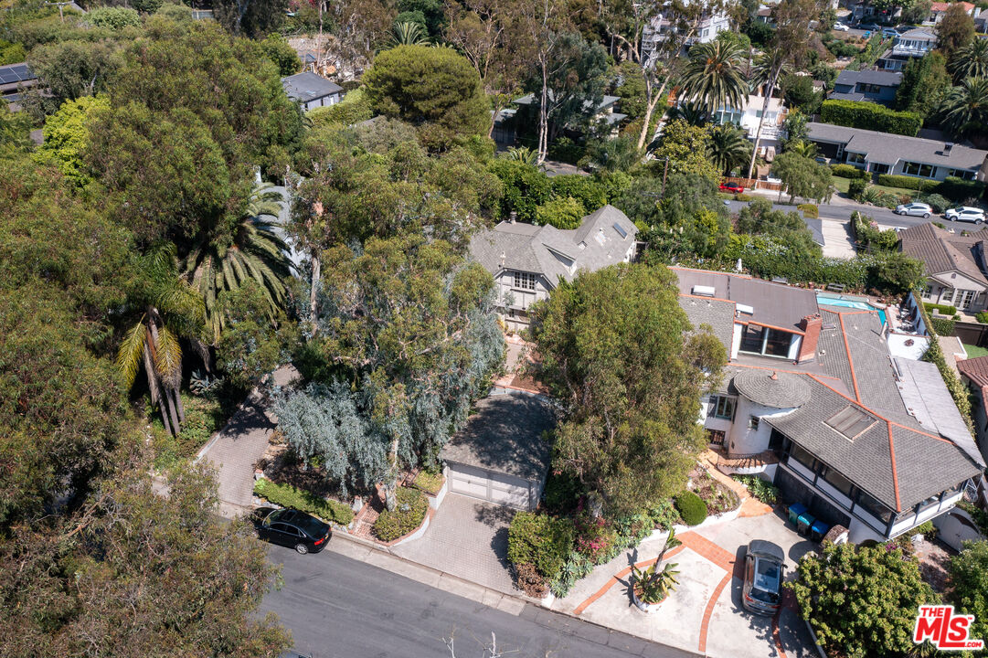 455 El Bosque Laguna Beach, CA 92651 - Photo 44 of 57 an aerial view of multiple house