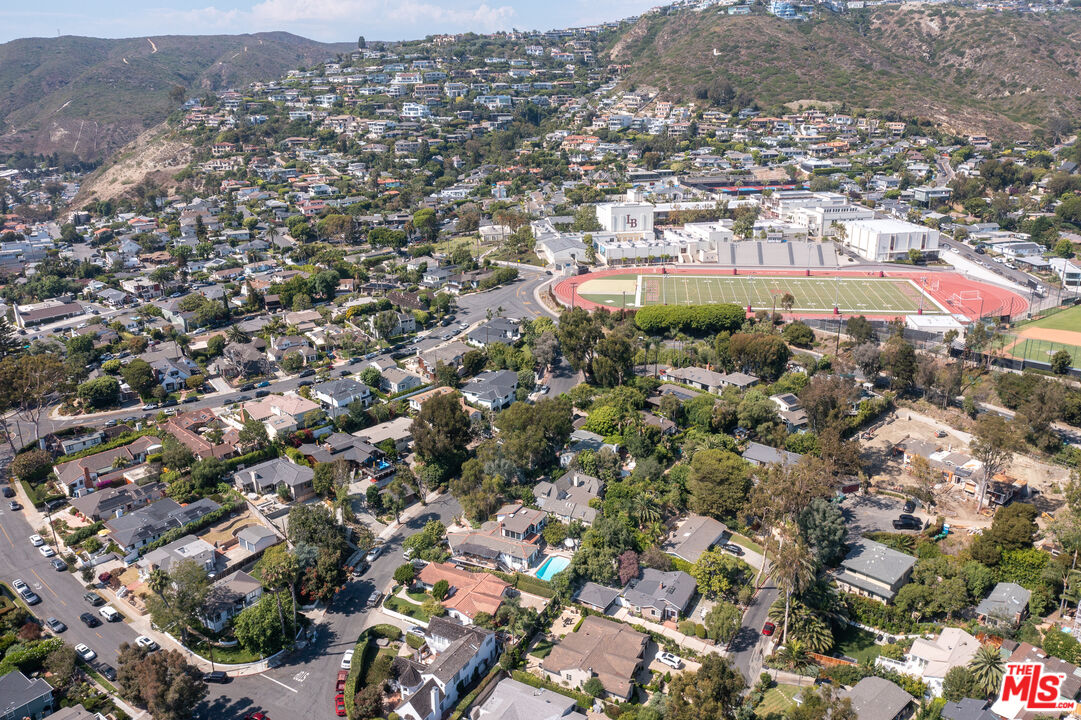 455 El Bosque Laguna Beach, CA 92651 - Photo 55 of 57 an aerial view of residential houses with city view
