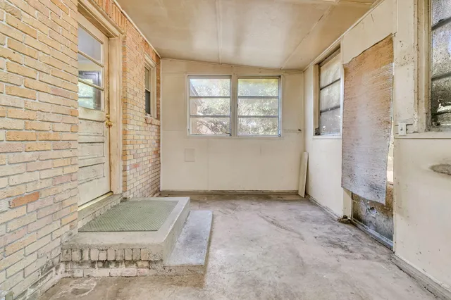 $275,000 | 5830 Beverly Drive, Hanahan, SC 29410