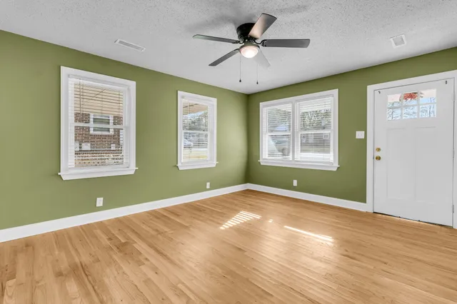 $275,000 | 5830 Beverly Drive, Hanahan, SC 29410