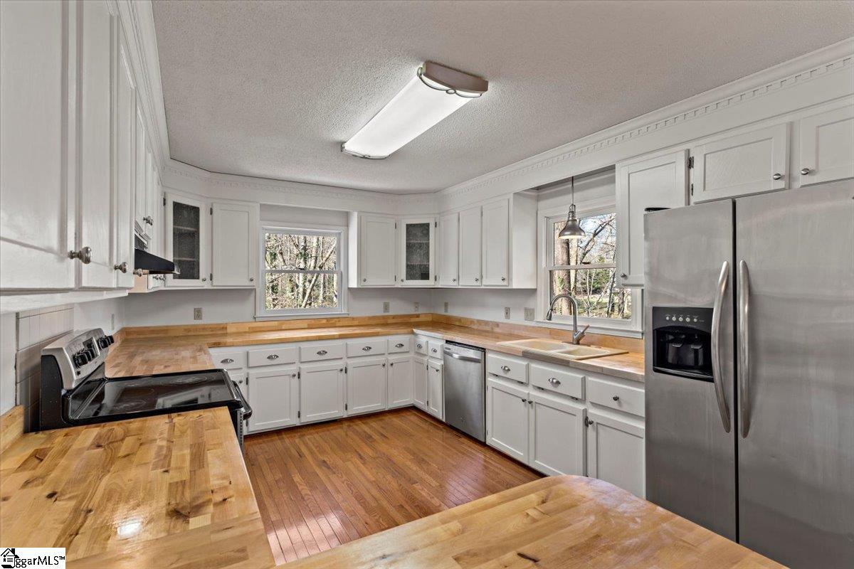 104 Ridgewood Street Easley, SC 29642 - Photo 5 of 25 Gallery Image 5
