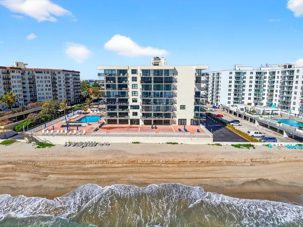 a view of building with outdoor space