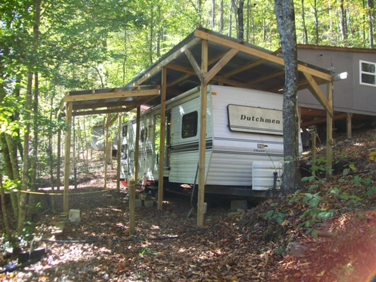 2504 Steve Brown Road Bean Station, TN 37708 - Photo 4 of 14 Camper3